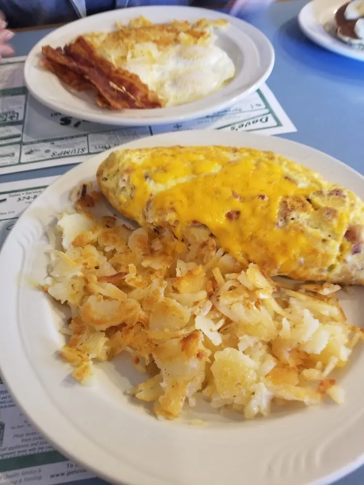 Omelette and Hash Brown